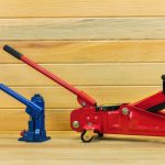 How To Use A Hydraulic Jack